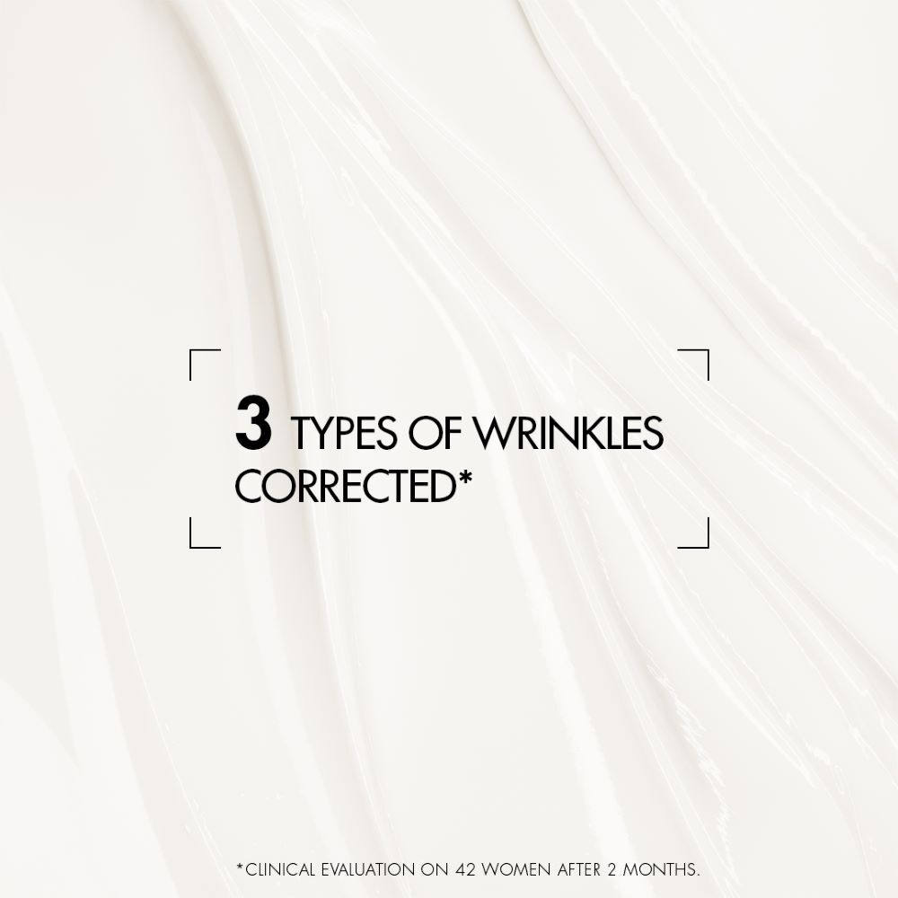 Text: "3 TYPES OF HIGHWAYS CONNECTED?" Hintergrund: Minimalistisches, abstraktes Design mit Linienmuster.