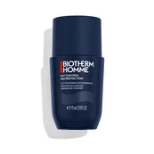 Ein blaues Deo-Flaschchen von Biotherm Homme liegt auf weißem Hintergrund. Text: "Biotherm Homme 48H Day Control Protection".