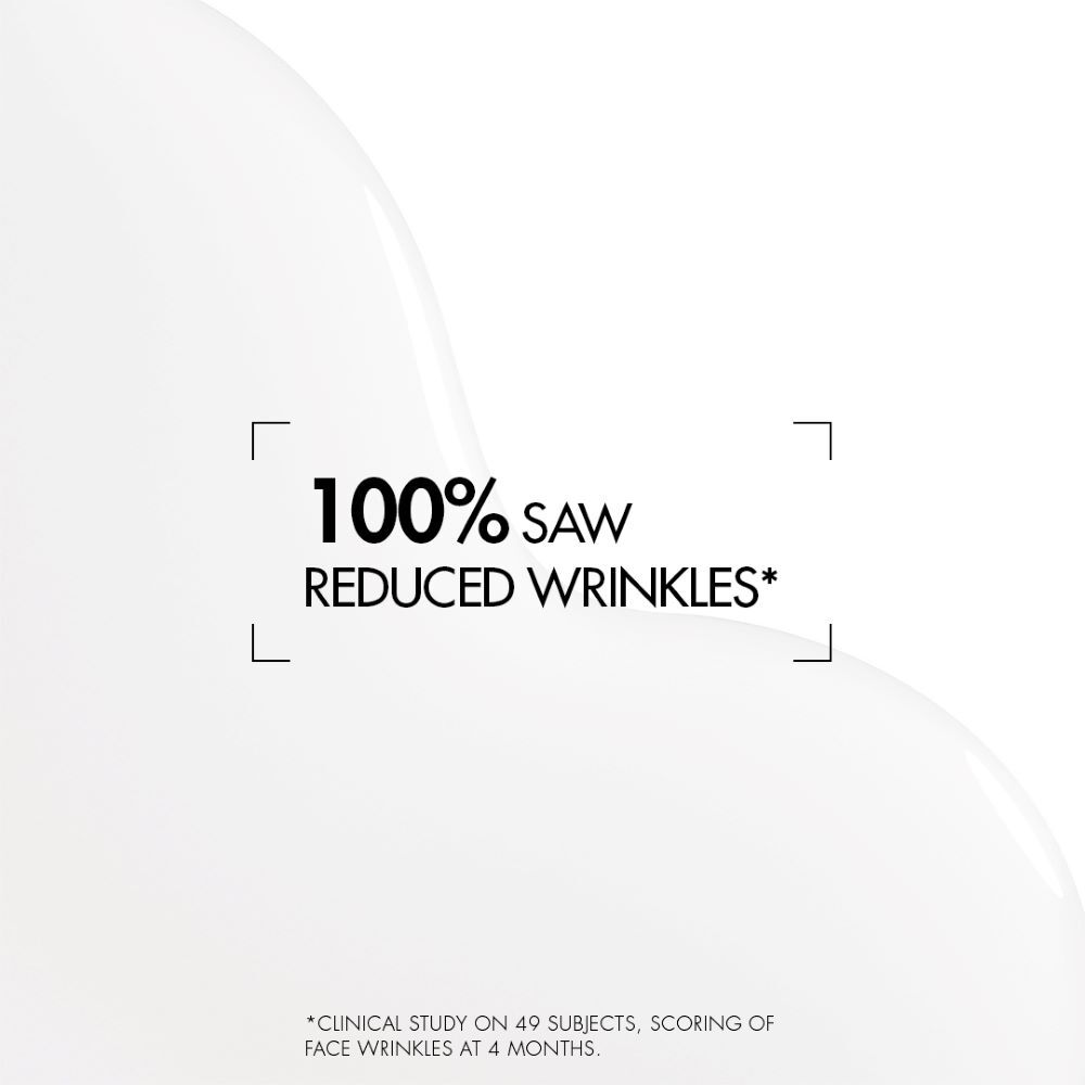 Neutraler Hintegrund mit Text auf Englisch: "100% Liner REDUCED WRINKLES. VERGLEICH GEGEN EINE MUTZE OHNE FUTTER. ERGEBNISSE KONNEN VARIIEREN"