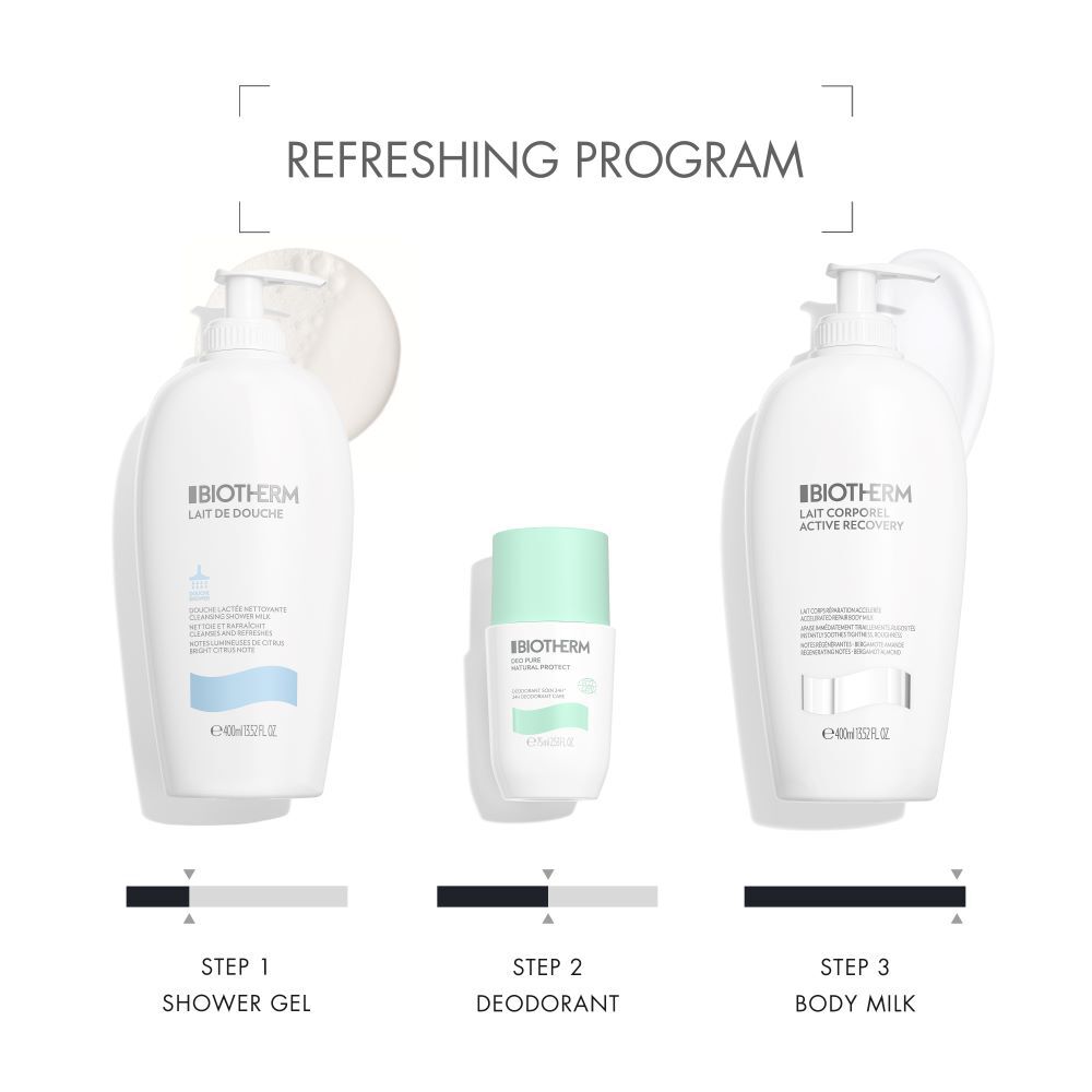 Drei Pflegeprodukte stehen nebeneinander mit Aufschriften: "Refreshing Foaming Cleanser", "Daily Exfoliant", "Moisturizing Gel"; ein Beutel, zwei Flaschen.